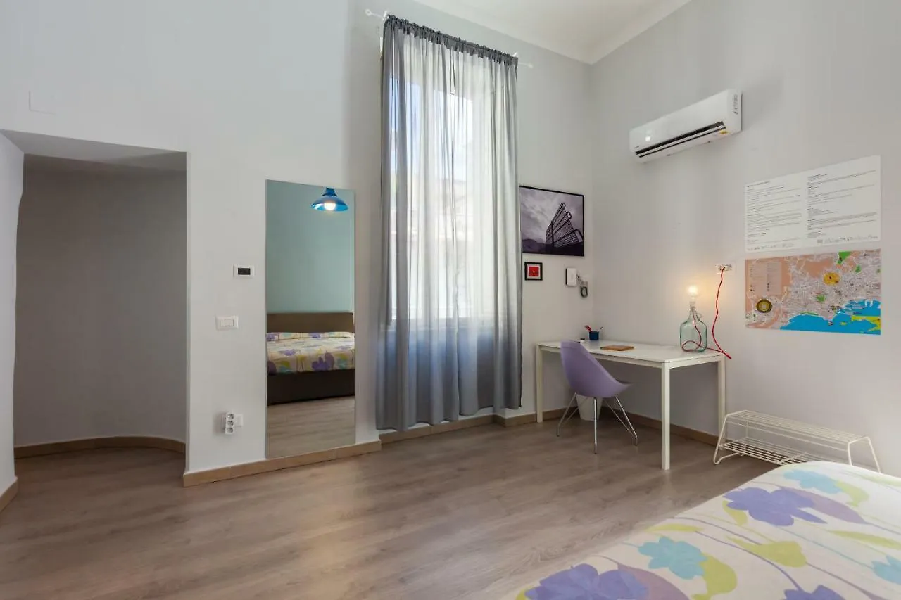 Apartment Ferienwohnung Materdei Terrace Neapel Italien